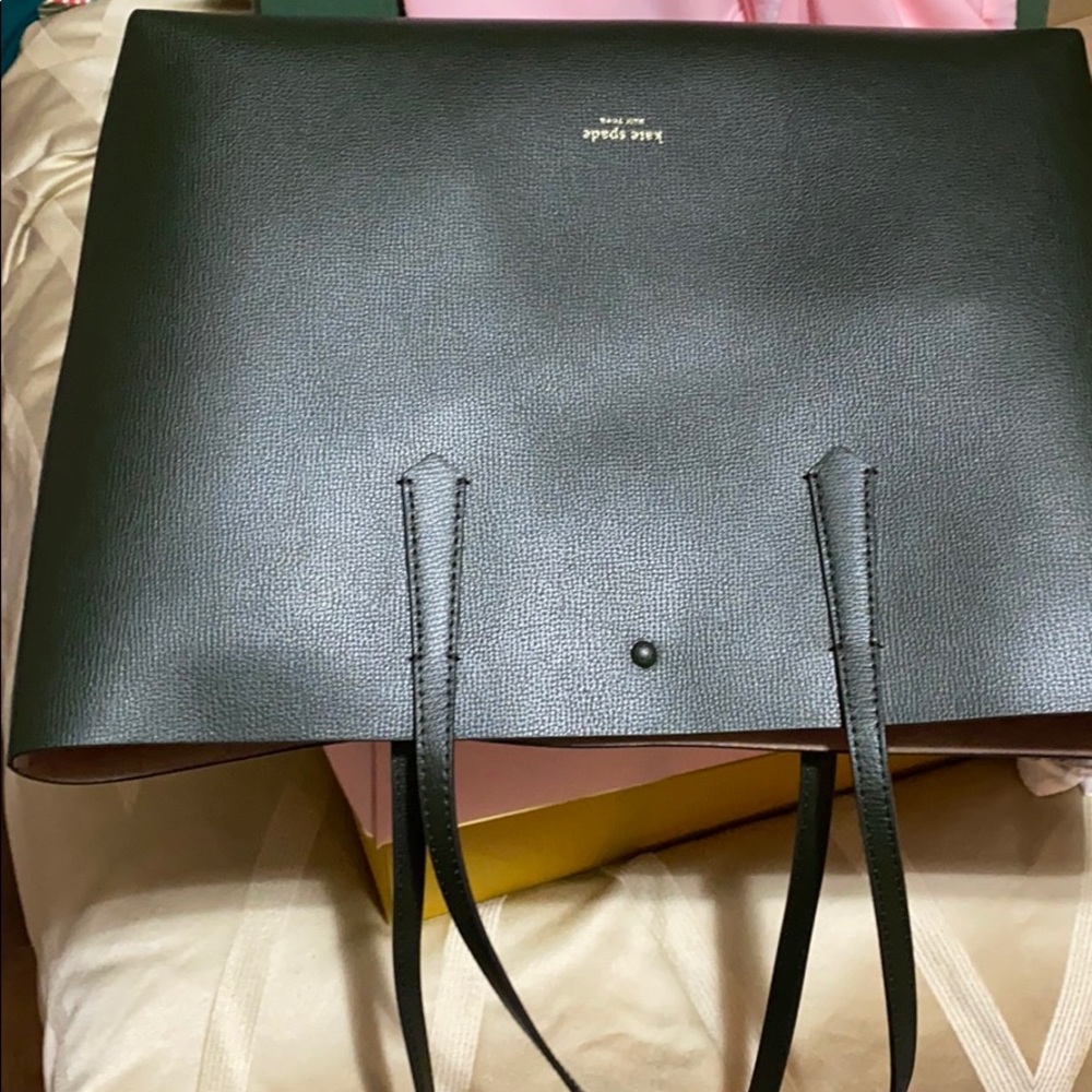 Kate Spade Tote - Picture 6 of 9